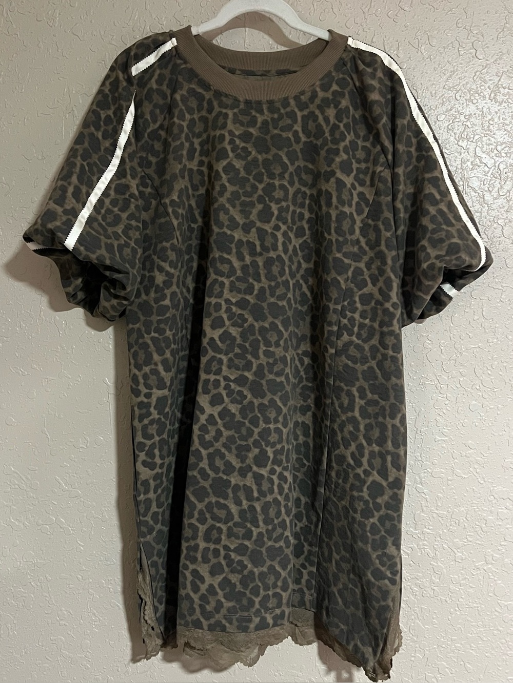 Umgee Leopard Puff Sleeve Lace Trim Dress Size Large